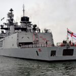 Índia envia navio de guerra para a porta da China