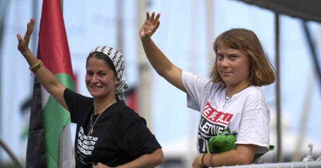 Interceptação militar israelense e embarcam vários navios de ajuda com destino a Gaza, incluindo Greta Thunberg's

