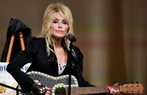 Irmã Freida, de Dolly Parton, deixa claro um discurso sobre o bem-estar do vocalista nacional: ‘Eu realmente não queria assustar ninguém’ Freida Parton e Dolly Parton