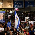 Israelenses saem às ruas para comemorar e agradecer a Trump quando os reféns são lançados