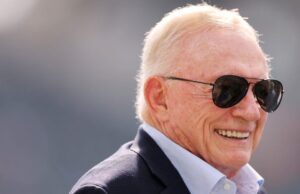 Jerry Jones, do Cowboys, usa idéias de arranhão na proteção Dallas Cowboys longtime owner Jerry Jones