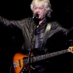 John Lodge, baixista e vocalista do Moody Blues, falece aos 82 anos