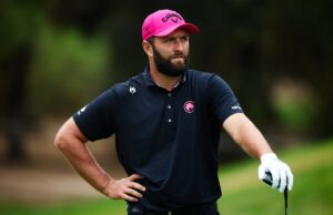 Jon Rahm atinge o tempo limite no golfe após o primeiro período sem vitórias em 9 anos Jon Rahm atinge o tempo limite no golfe após o primeiro período sem vitórias em 9 anos