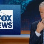 Jon Stewart critica a Fox News por reclamar de muitos 'velhos brancos' nos protestos do No Kings: 'Compose Your Mind'