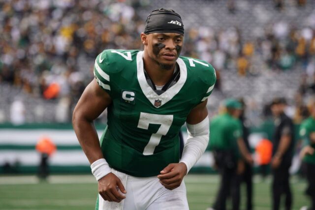 new york jets quarterback justin fields