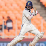 KL Rahul bate meio século; A Índia chega a 121 realizar tocos no dia 1