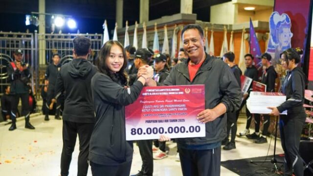 KONI Klungkung prepara programa de fortalecimento físico de atletas e colabora com TNI 

