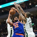 Karl-Anthony Towns parece claramente perdido no ataque de Mike Brown aos Knicks – e algo tem que acontecer