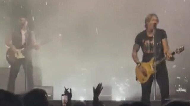 100325_keith_urban_kal