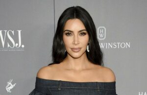 Kim Kardashian chama notícias falsas sobre o pouso na lua em 1969. O chefe interino da NASA discorda Kim Kardashian chama notícias falsas sobre o pouso na lua em 1969. O chefe interino da NASA discorda