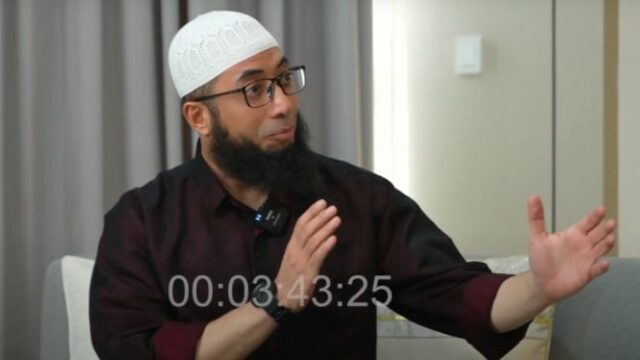 Kimberly Ryder e Azizah Salsha são divorciadas, Ustadz Khalid Basalamah revela as condições para se casar com uma viúva 


