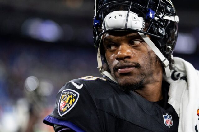 Lamar Jackson #8 of the Baltimore Ravens