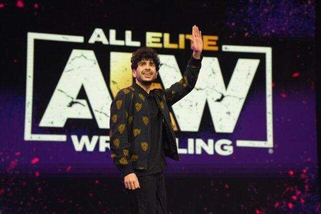 Tony Khan de Aew