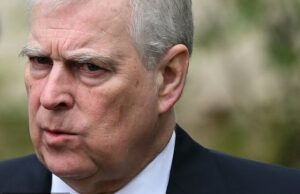 Leia a declaração completa do Palácio de Buckingham quando Andrew é destituído de seu título de Príncipe – e expulso da Royal Lodge O rei Charles, 76, fez o anúncio bombástico sobre seu irmão mais novo (foto do ano passado), 65, esta noite