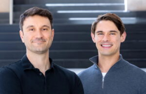 Liderando a OpenAI, os cientistas do Google Mind desencadearam uma mania de capital de risco de US$ 300 milhões para sua start-up Regular Labs Periodic Labs founders Ekin Dogus Cubuk (left), Liam Fedus (right)