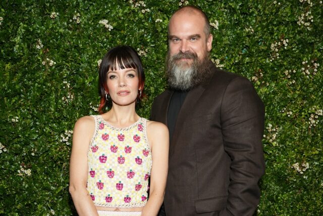 Lily Allen fala sobre lutas alimentares “realmente ruins” em meio à separação da estrela de 'Stranger Things' David Harbor

