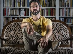 Lucca vista como uma área de liberdade e vizinhança no docudrama de Manlio Castagna: ‘Eles colocam máscaras para programar seu verdadeiro eu’ Lucca vista como uma área de liberdade e vizinhança no docudrama de Manlio Castagna: 'Eles colocam máscaras para programar seu verdadeiro eu'