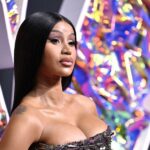 'Mamãe guerreira' Cardi B fala sobre proteger seus filhos após briga com Nicki Minaj