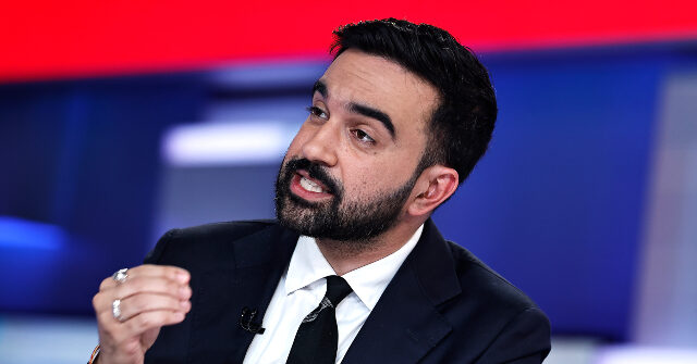 Mamdani: Dizer que a bota da NYPD 'no pescoço' 'atada Mamdani: Dizer que a bota da NYPD 'no pescoço' 'atada pelas IDF' era 'referência a exercícios de treinamento', não pense que eles ainda estão de mãos dadas