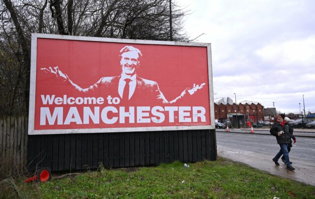 Avram Glazer, co-proprietário ao lado de Sir Jim Ratcliffe, proprietário da Ineos e co-proprietário do Manchester United durante a final da UEFA Europa League 2025