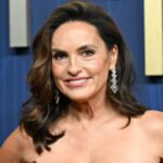 Mariska Hargitay fez teste para amigos e foi avaliada inúmeras vezes; Ela só queria fazer graça até que um vidente disse que isso não a tornaria famosa: 6 meses depois, obtive o SVU
