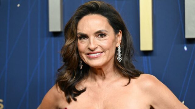 Mariska Hargitay fez teste para amigos e foi avaliada inúmeras vezes; Ela só queria fazer graça até que um vidente disse que isso não a tornaria famosa: 6 meses depois, obtive o SVU 

