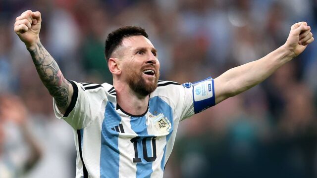 Messi verifica o check -out da Índia, afirma que é uma 'honra voltar' 

