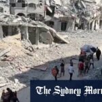 Milhares de palestinos retornam ao que resta de suas casas quando o cessar-fogo em Gaza começa