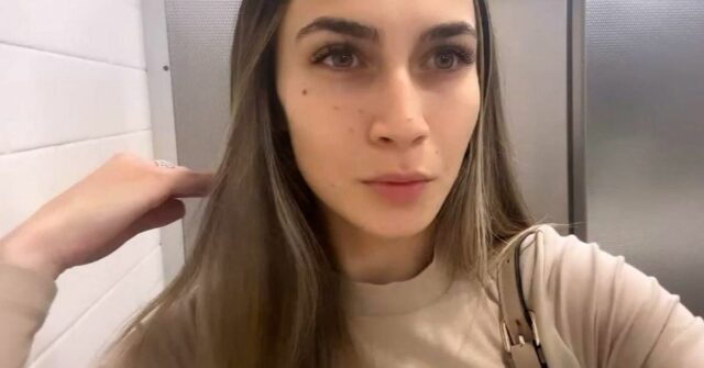 Motorista considerado culpado após jovem morta em acidente de ônibus Tia Cameron, 18 anos, tinha acabado de ir a uma consulta de beleza e gravou um vídeo para enviar ao namorado momentos antes de morrer em um acidente de ônibus em Brisbane, em março.