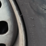 Mulher presa após pneus cortados em dezenas de carros no sul da Gold Coast