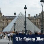 Museu do Louvre fechado após assalto, diz ministro da Cultura da França