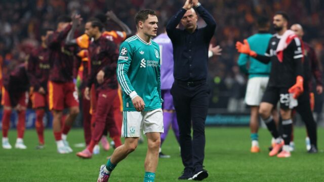 Nagelsmann protege o início lento de Wirtz no Liverpool 

