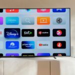 Streaming TV Services | Aplicativos da Apple TV mostrados na tela plana moderna