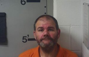 Novo policial da região de Robertson foi chamado depois que o precursor interrompeu a terceira apreensão de DUI, necessidade do chefe Yahoo news home