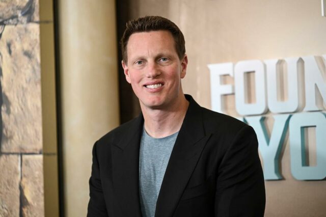 O CEO da Paramount, David Ellison, tem grandes esperanças de usar seu advogado para atrair Zaslav a vender a Warner Bros. Discovery

