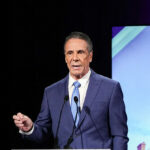 O bilionário Mike Bloomberg afirma apoio a Andrew Cuomo na corrida para prefeito de Nova York: Cuomo tem 'experiência'