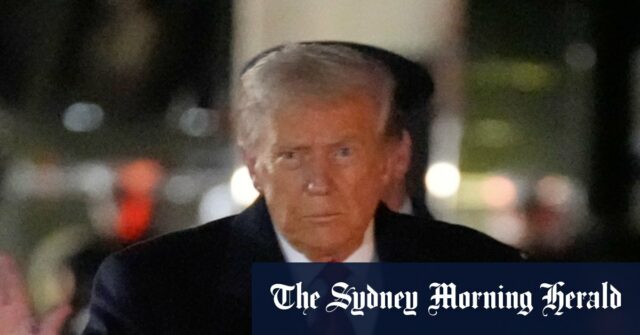 O bilionário recluso Timothy Mellon revelado como doador secreto que O secretário de Saúde dos EUA, Robert F. Kennedy Jr, e o presidente Donald Trump na Casa Branca no início deste mês.