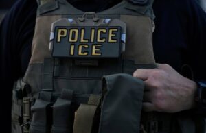 O cara da Virgínia eliminou a fuga do ICE quando saiu para uma rodovia ativa e foi atropelado por um carro Pelo menos dois imigrantes foram atropelados por carros e morreram enquanto fugiam dos agentes federais de imigração este ano (AP)