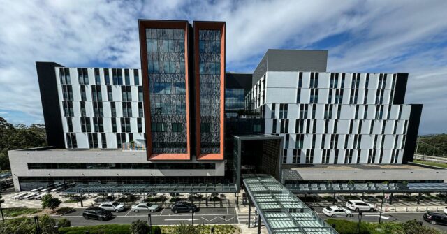 O governo de NSW gasta US$ 190 milhões para trazer um grande hospital de volta às mãos públicas

