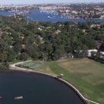 O homem morre após o barco colide com o iate ancorados no rio Sydney