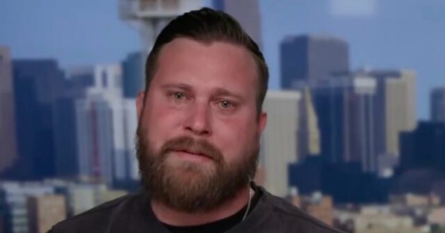 O irmão de Virginia Giuffre chora depois que Andrew perde Por que o príncipe Andrew foi destituído de seus títulos