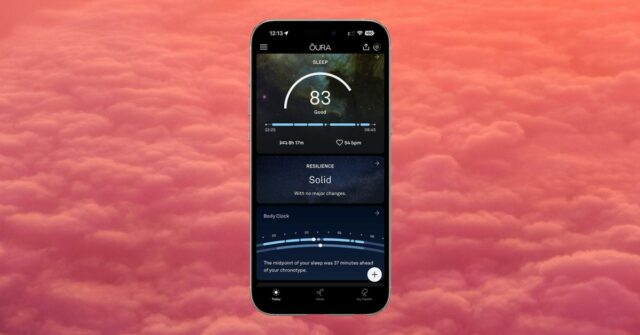 O mais recente aplicativo de anel inteligente Oura tem lições para o aplicativo de saúde da Apple | Captura de tela no fundo rosa das nuvens do pôr do sol