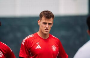 O que os torcedores gritaram para Radek Vitek, emprestado do Guy United, precisa capturar o interesse de Ruben Amorim ícone de correio