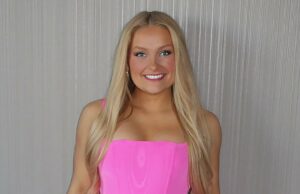 O que saber sobre a prisão e o próximo julgamento do líder de torcida Laken Snelling A líder de torcida do Kentucky, Laken Snelling, não estava em casa quando a polícia encontrou seu bebê morto em seu armário