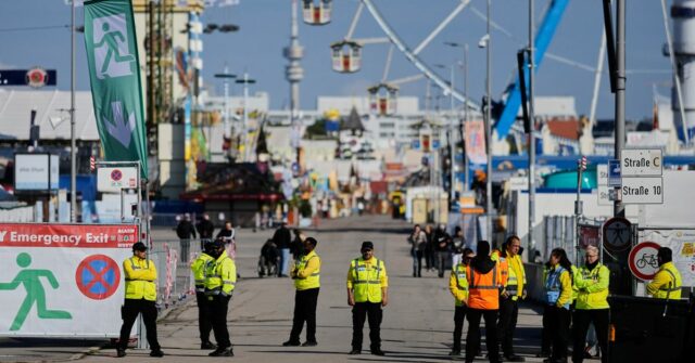 Oktoberfest fechou após ameaça de bomba e explosão mortal

