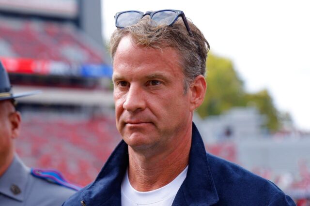 Ole Miss Train Lane Kiffin aborda rumores da Flórida, LSU Ole Miss head coach Lane Kiffin.