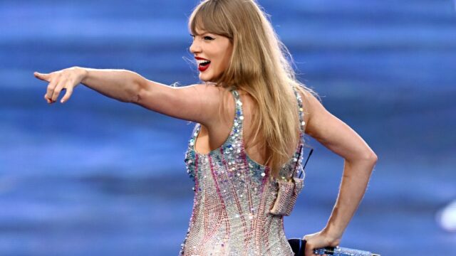 Onde está o lançamento da diretoria da função de Taylor Swift? 


