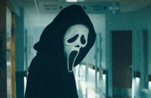 Os 7 melhores vilões de filmes de terror de todos os tempos, classificados: Freddy, Jason e mais Estrelas que foram reveladas como Ghostface em filmes de grito