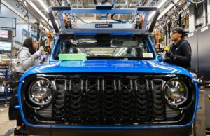 Os VEs ficam em segundo plano na estratégia de investimento financeiro de US$ 13 bilhões da Stellantis nos Estados Unidos Os VEs ficam em segundo plano na estratégia de investimento financeiro de US$ 13 bilhões da Stellantis nos Estados Unidos