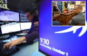 Os estoques caem, o ouro surge como Wall Street no limite no início do desligamento do governo dos EUA Os estoques caem, o ouro surge como Wall Street no limite no início do desligamento do governo dos EUA